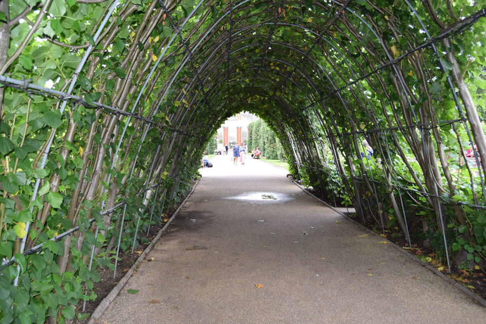 Walkway at Kensington Palace