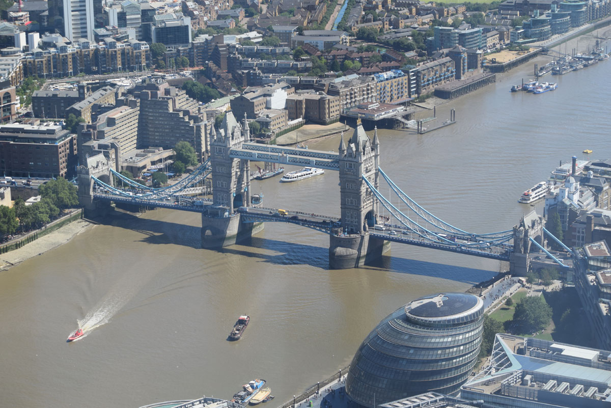 London18n1_049