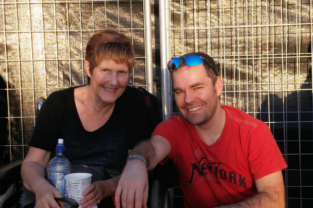 Dale and Nick at GnR Concert