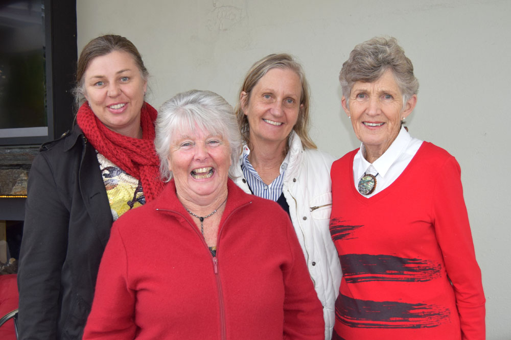 07-Fyers16_Wendy-L-M-Betty_072